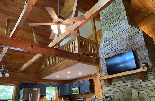 Ellijay Cabin | Riverfront 3 bedroom 3 bath cabin, soothing rapids, on tubing path, river entry