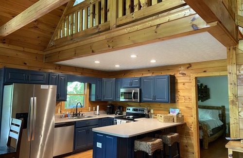 Ellijay Cabin | Riverfront 3 bedroom 3 bath cabin, soothing rapids, on tubing path, river entry