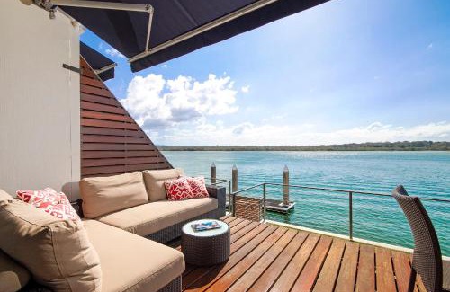 Noosaville Apartment | Riverfront Apartment, Perfect Location