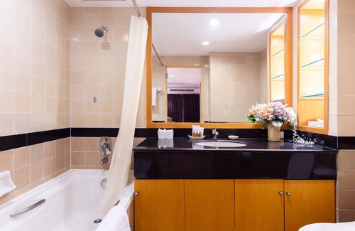 Bang Phong Phang Hotel | Riverfront Bangkok