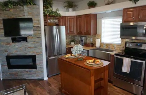 Parker Dam Villa | Riverfront Beach Villa 2 on the Colorado River
