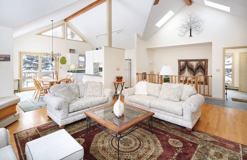 Bretton Woods House | Riverfront Bretton Woods Home - A/C, Wifi, Private, Quiet, Views, LOCATION!