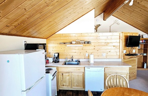 Funny River Cabin | Riverfront Cabin, 2 Bedrooms, Kenai River