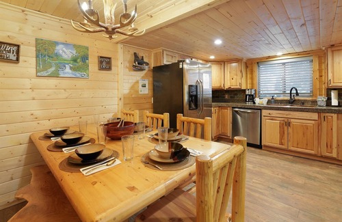 Sunriver Cabin | Riverfront Cabin w/Trails, AC & Views