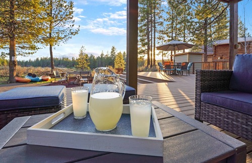 Sunriver Cabin | Riverfront Cabin w/Trails, AC & Views