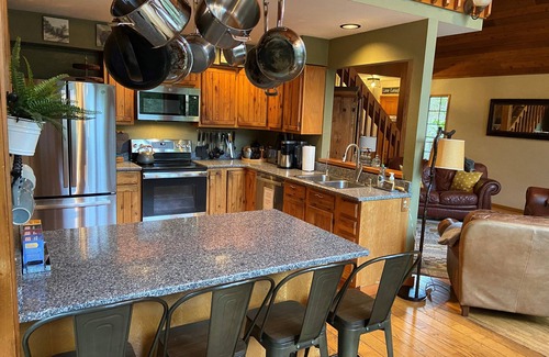 Gold Bar Ski Chalet | Riverfront Chalet with Spectacular View in Cascade Mountains of Stevens Pass