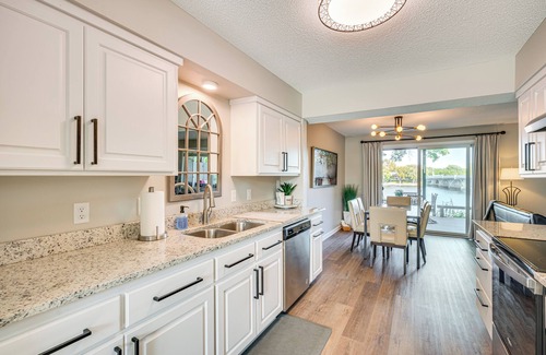 Champlin House | Riverfront Champlin Townhome w/Deck & Water View!