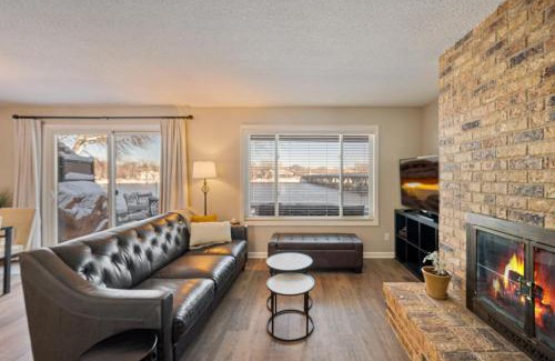 Champlin House | Riverfront Champlin Townhome with Deck and Water View!