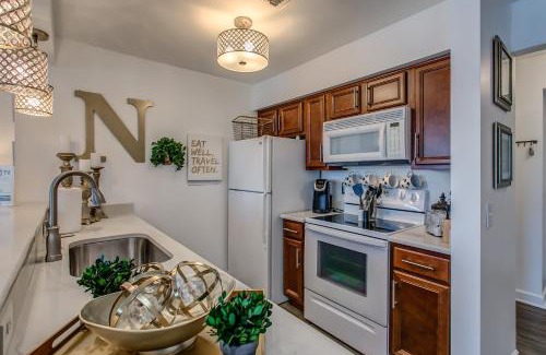North Capitol House | Riverfront Condo Minutes from Broadway