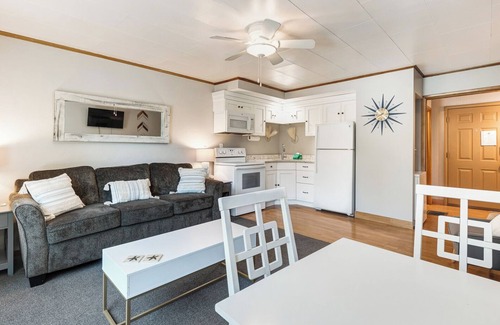 Bend Cottage | Riverfront Cottage with Private Patio on the Deschutes River!