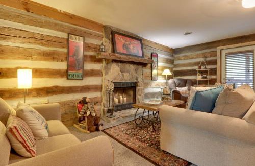 Townsend Apartment | Riverfront Couples Retreat in Smoky Mountains!