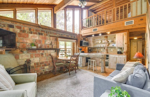 Fairhope House | Riverfront Deck: Outdoor Retreat in Fairhope!