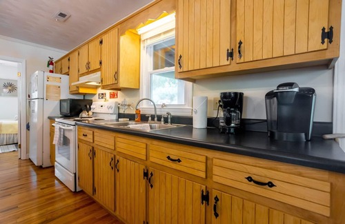 Draper Cabin | Riverfront/Easy River Access/Flat Yard 3BS10