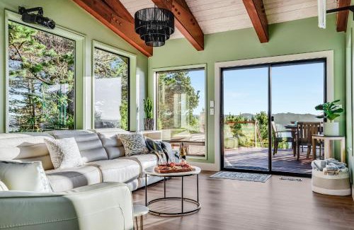 Florence House | Riverfront! Family Friendly, Hot Tub, Fire Pit, EV