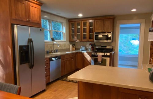 Frank Cottage | Riverfront, Fire Pit, Swimming, Tubing, Fishing, Easy Access