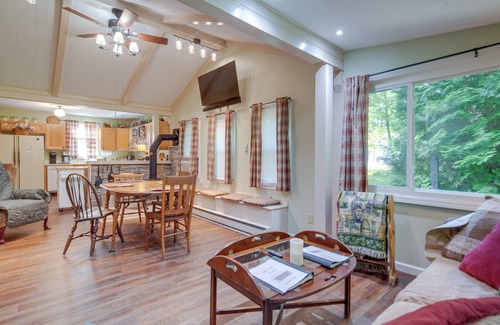 Austinburg Cottage | Riverfront Geneva Cottage on Grand River!
