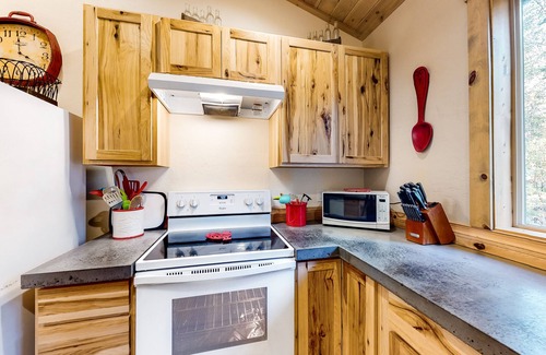 Joseph House | Riverfront Home w/Fantastic Updates, River View Deck, Fireplaces & WiFi