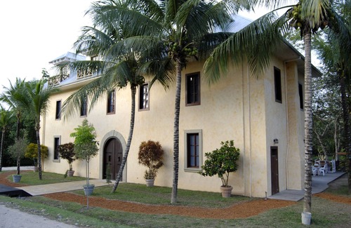 San Ignacio House | Riverfront Luxury Accommodations