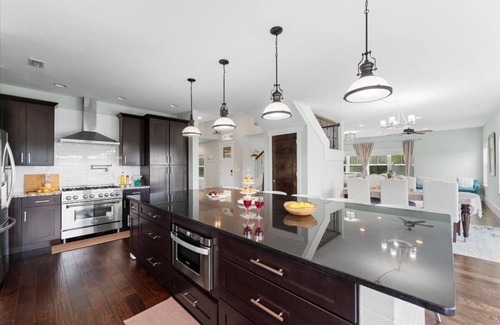 Northside House | Riverfront Luxury - Gym, Game Room, Pet-Friendly