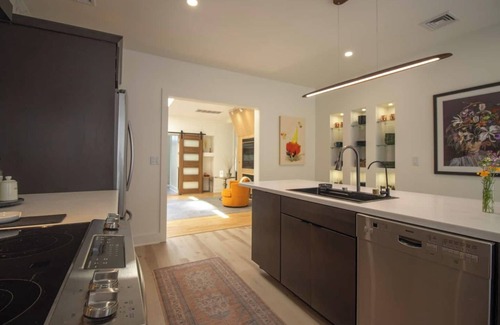 Narrowsburg Apartment | Riverfront on main street Narrowsburg - a vacationer's playground