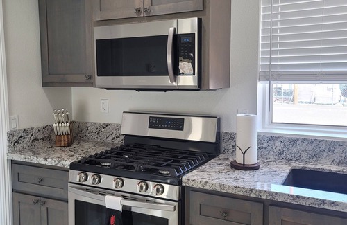 Laughlin House | Riverfront Paradise! Sleeps 7