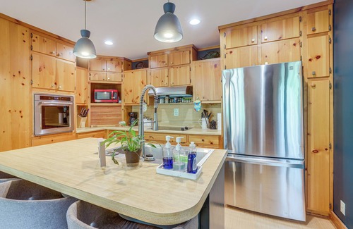 Shelby House | Riverfront Shelby Home w/Private Boat Dock!
