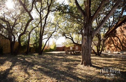 Leakey House | RIVERFRONT! - The Frio House - Riverfront property on the Frio River