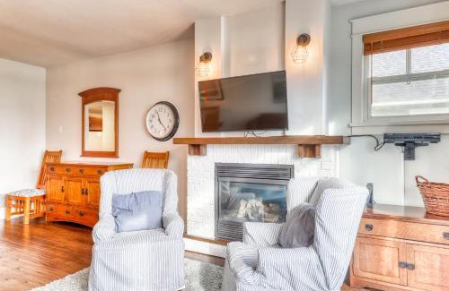 The Blue Mountains Hotel | Rivergrass 202