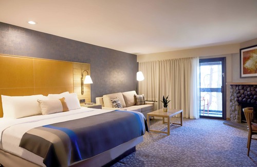 Orchard District Resort | Riverhouse Lodge