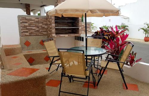 Salinas Villa | Riveri Salinas V53
