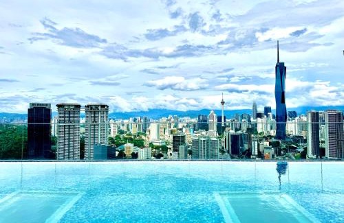 Brickfields Apartment | Riveria City near KL Sentral with 118 view Sky Infinity Pool by COBNB