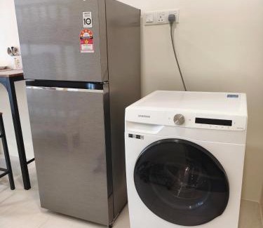 Kuching Apartment | Riverine Diamond RDA9 Studio CK Netflix & Cozy Retreat Couples, Families