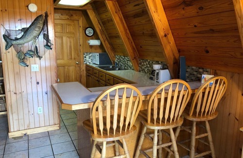 Amity Cabin | Rivers Bend offers beautiful views of the Ouachita Mountains and the Caddo River