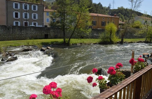 Quillan House | Riverside 4 bedroom house full of character and charm