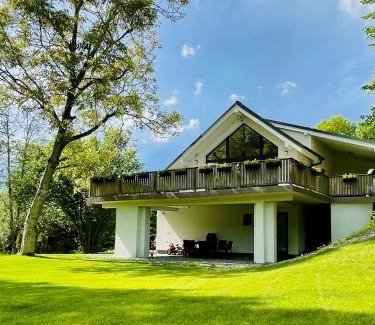 Avrig House | Riverside Avrig
