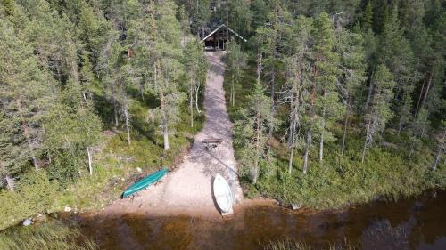 Kuusamo Villa | Riverside cabin Hiekkaranta