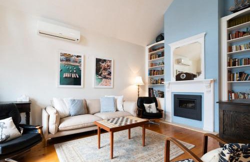 Barwon Heads House | Riverside Charm - A stone's throw to the river
