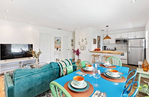 Sailboat Bend Condo | Riverside Comfort: Spacious 2BR Apartment