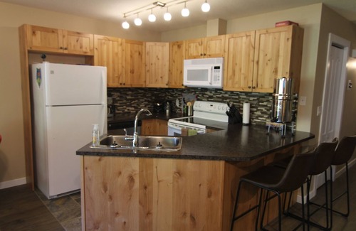 East Kootenay House | Riverside Condo. Perfect for your next adventure.