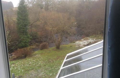 Dalmally Bed & Breakfast | Riverside Cottage B&B