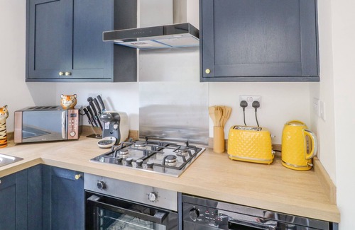 Ambergate Cottage | RIVERSIDE COTTAGE, pet friendly, with a garden in Ambergate