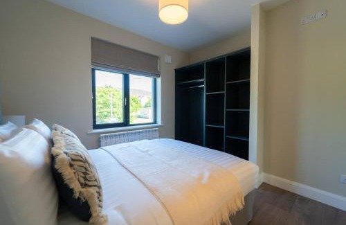 Dingle Apartment | Riverside Dingle - Luxury Apt 1