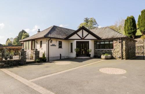 Coniston House | Riverside