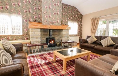 Coniston House | Riverside