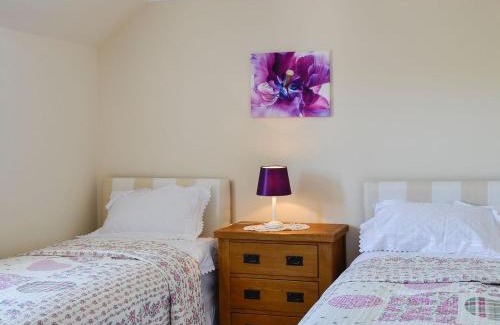 Newton Stewart House | Riverside