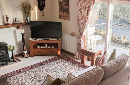 Newton Stewart House | Riverside