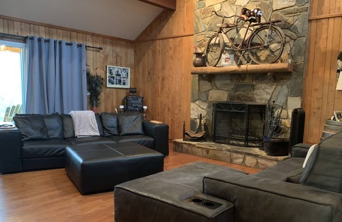Asbury House | Riverside Home Along the Dan River Amidst 85 Acres of Privacy