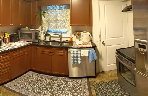 Bridgeview House | Riverside Home Minutes to Casino, Downtown, Bridge, UWindsor