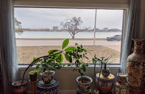 Bridgeview House | Riverside Home Minutes to Casino, Downtown, Bridge, UWindsor