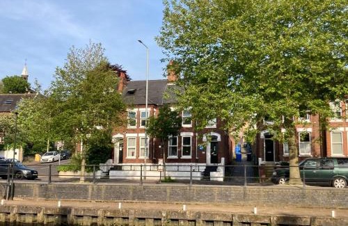 Norwich House | Riverside Hotel